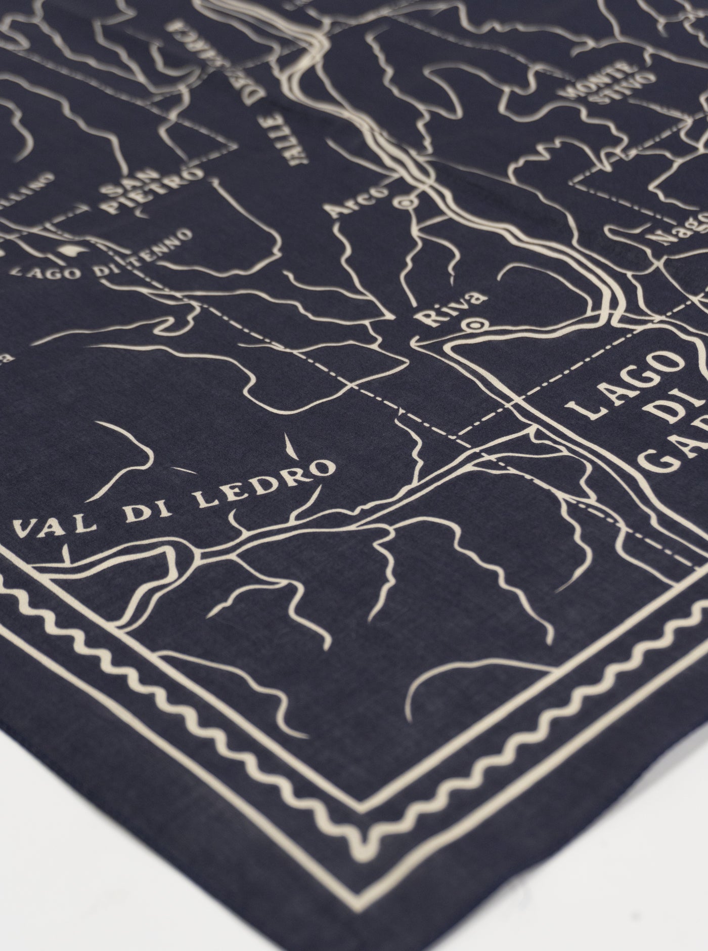 Bandana - Territory
