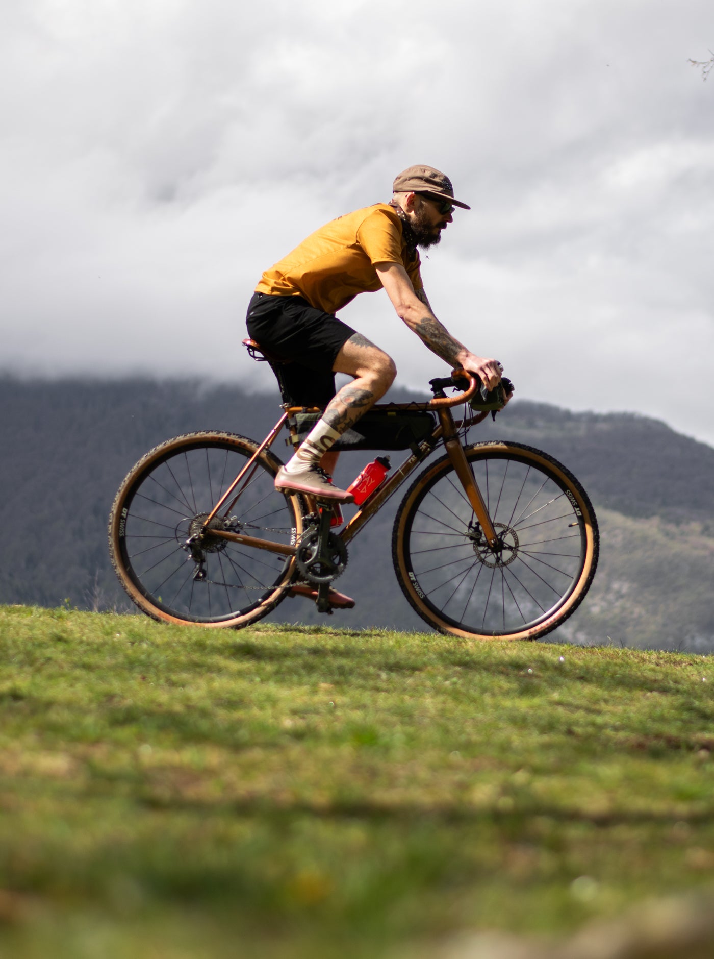Trail T-Shirt - Off The Grid - Honey Gold