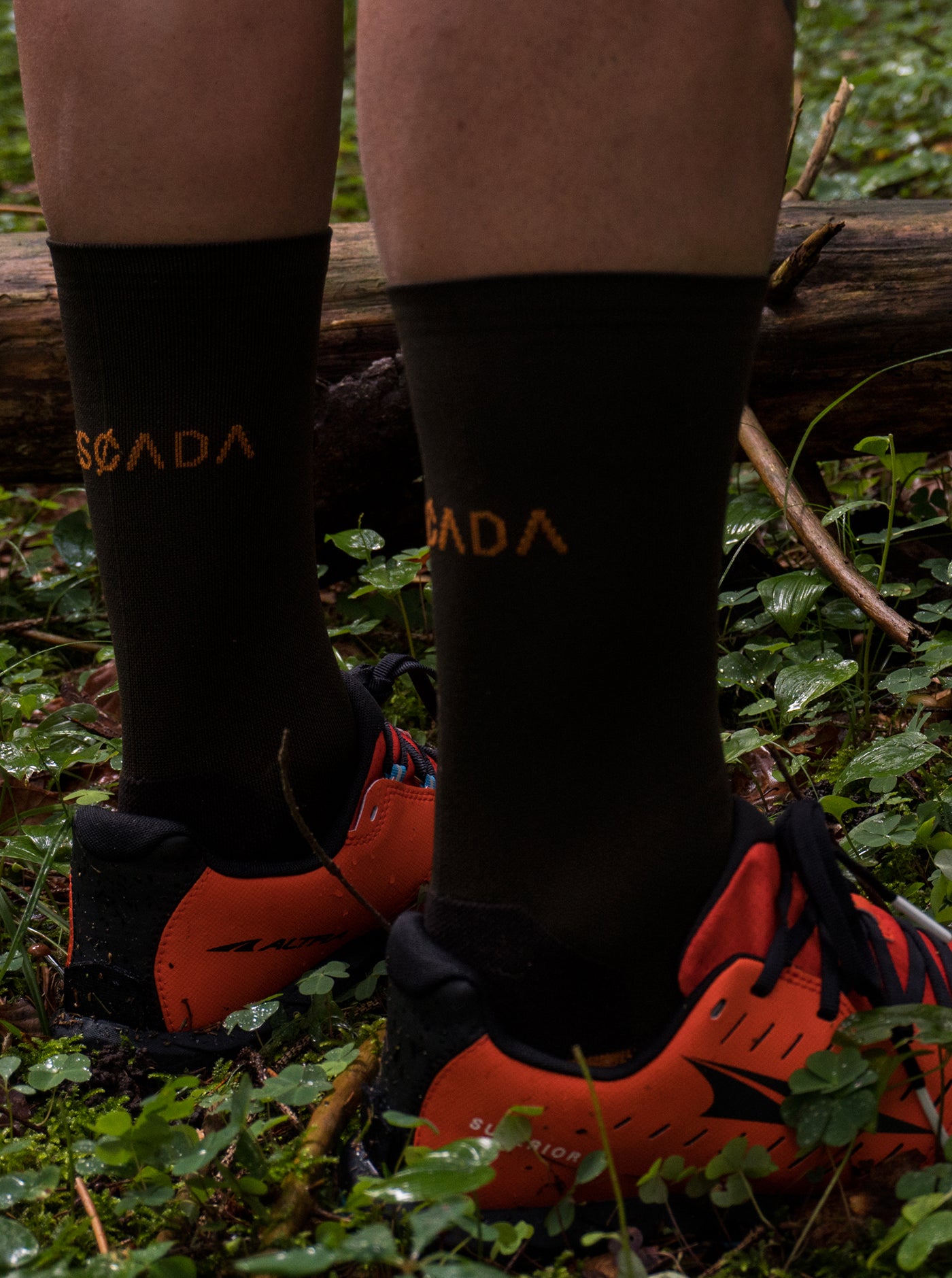 Cross Socks - Damp Earth