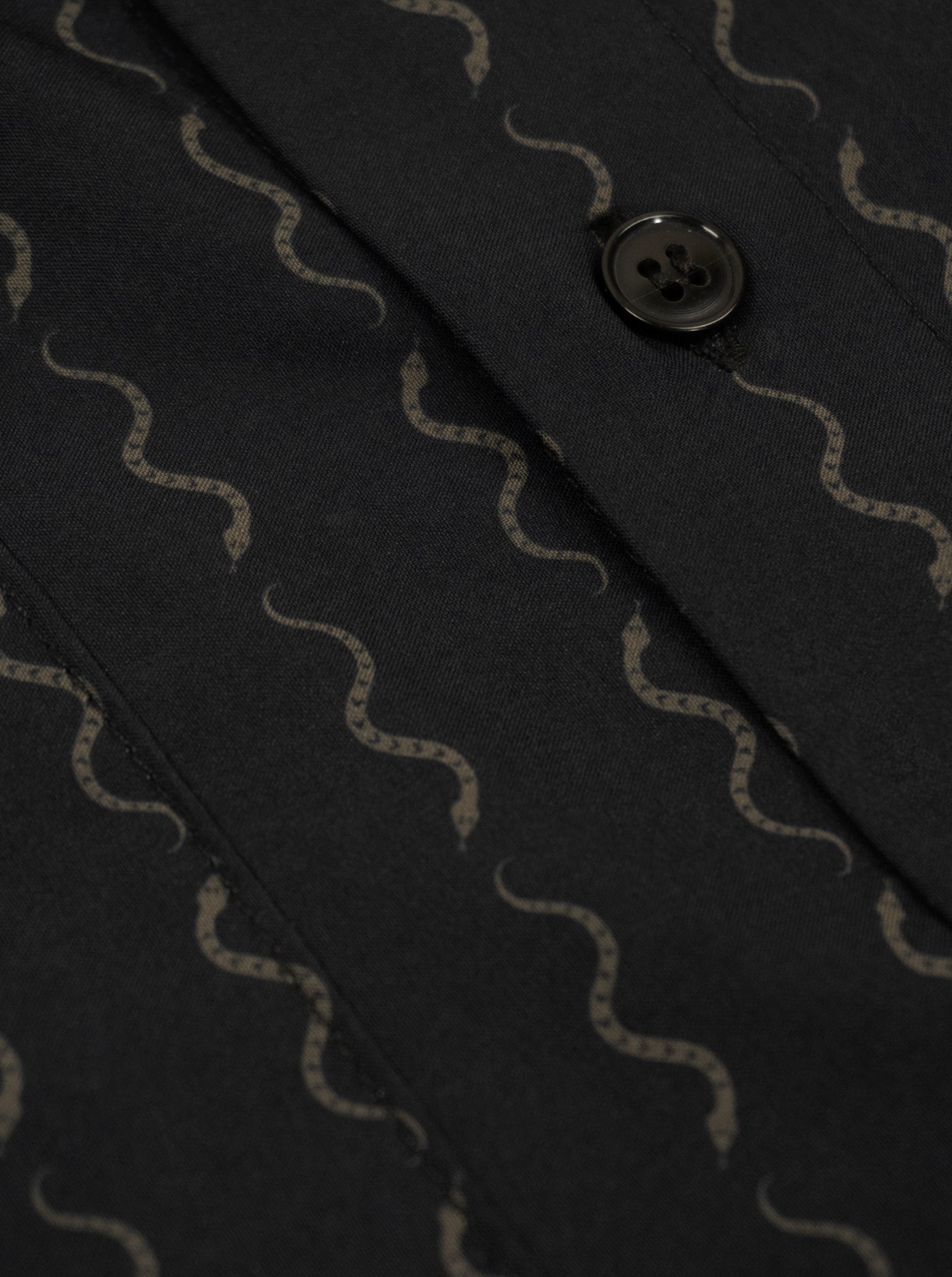 Howling Button Up Shirt - Shadow Snake