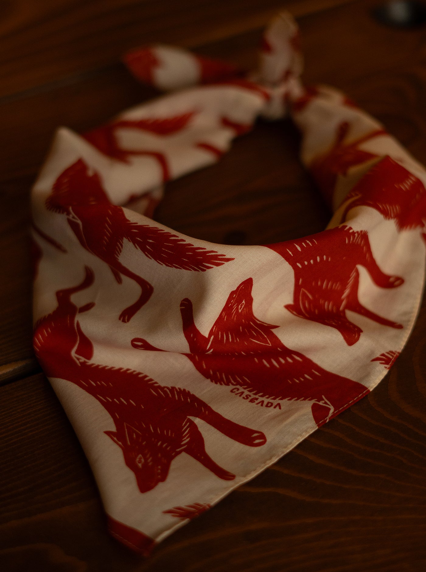 Bandana - Among Wolves - Red