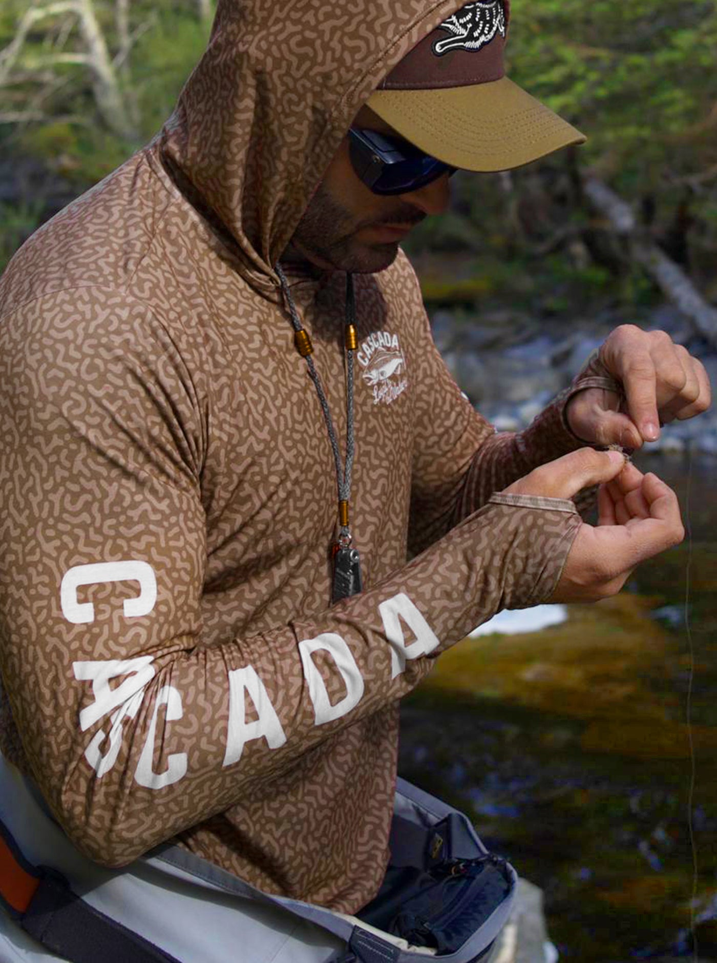 Trail T-Shirt Hoodie - Marble Trout