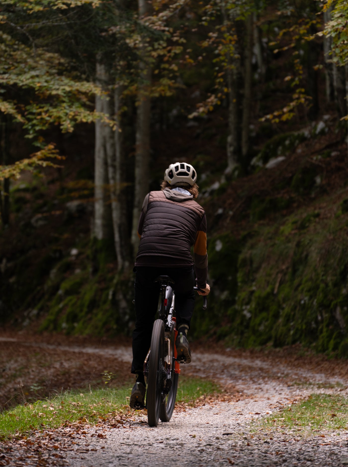 Guide Ultralight Vest - Dark Brown