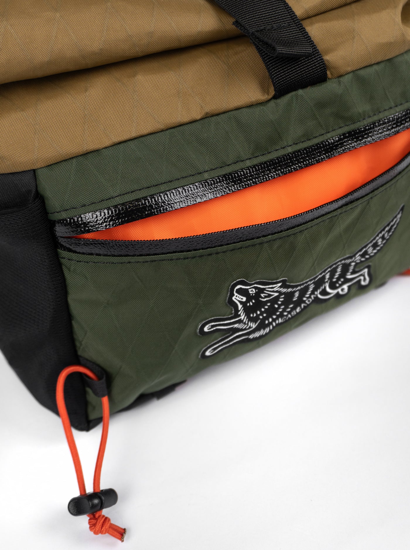 Jaunt Roll-Top Hip Pack - Olive/Coyote